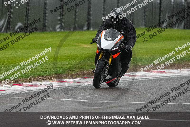 donington no limits trackday;donington park photographs;donington trackday photographs;estoril;event digital images;motorbikes;no limits;no limits trackdays;peter wileman photography;portugal;trackday;trackday digital images;trackday photos